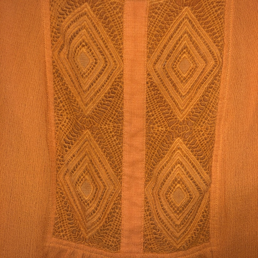 π Tradewinds Crochet Blouse ππ§‘ - Picture 5 of 10